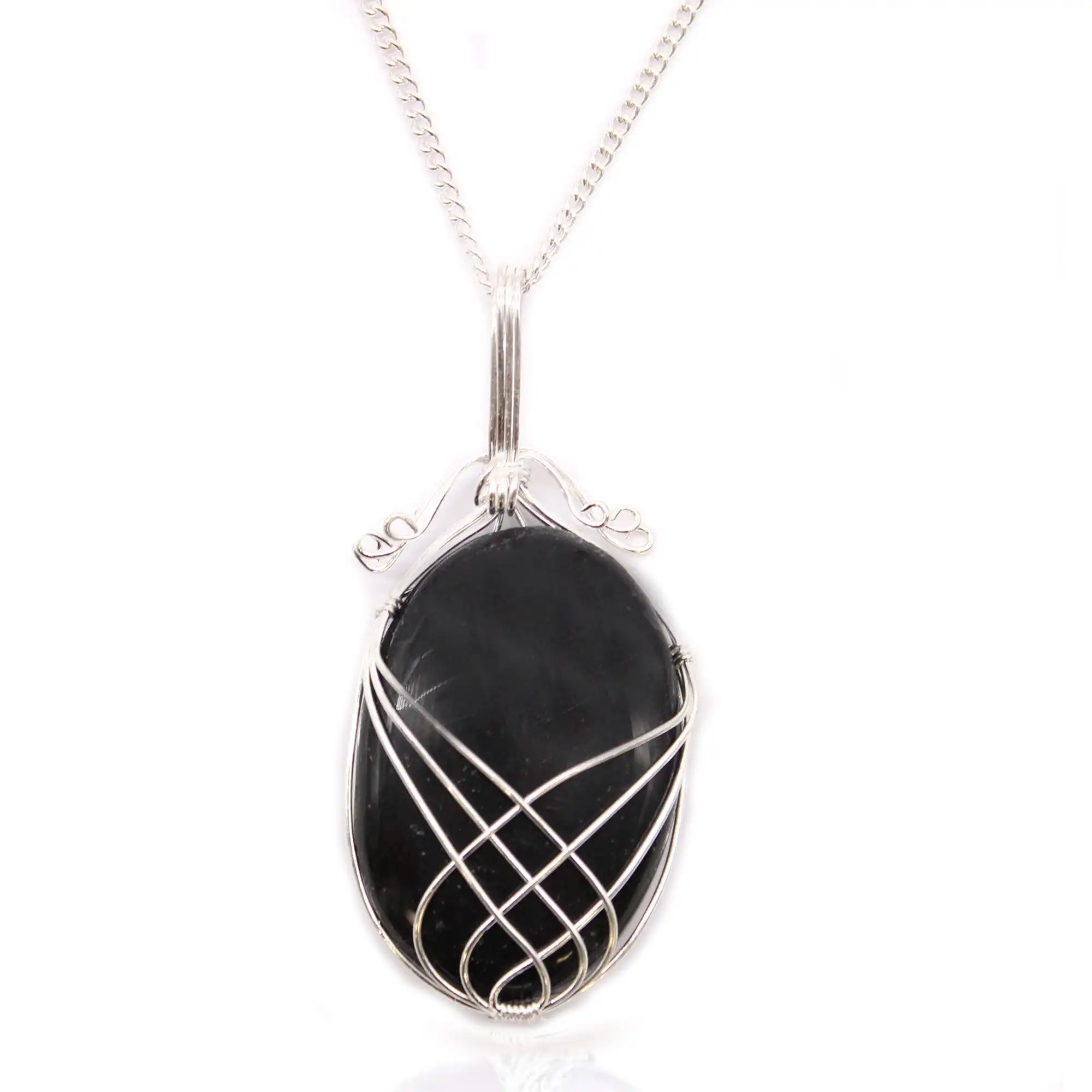 Swirl Wrapped Gemstone Necklace – Black Onyx | www.artisangoods.co.uk 2 Swirl Wrapped Gemstone Necklace – Black Onyx | www.artisangoods.co.uk 1