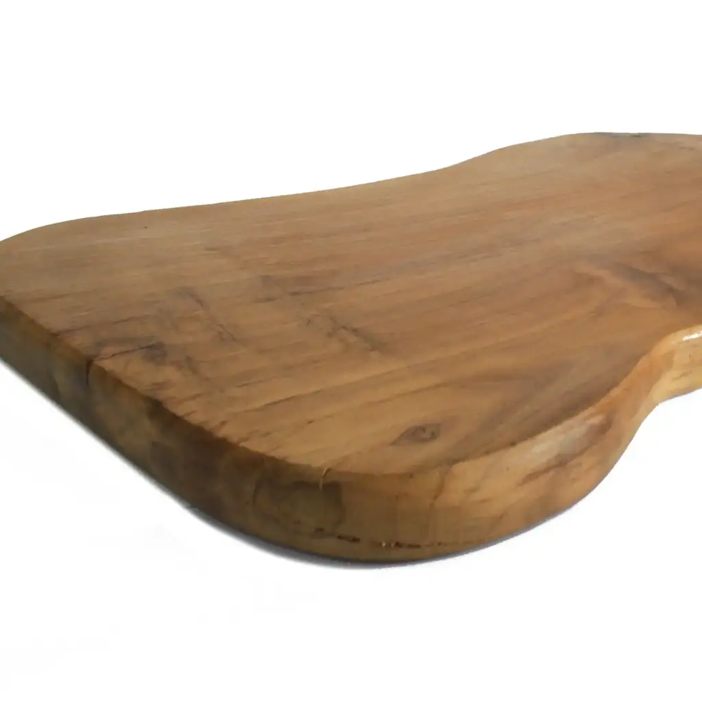 Teak Chopping Board – 50cm | www.artisangoods.co.uk 3 Teak Chopping Board – 50cm | www.artisangoods.co.uk 3
