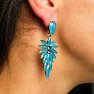 Teal Green – Vintage Glass – Long Drop – Earrings | www.artisangoods.co.uk 2