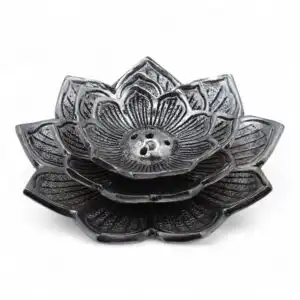 Tri-Flower Lotus Flower Incense Holder | www.artisangoods.co.uk 1