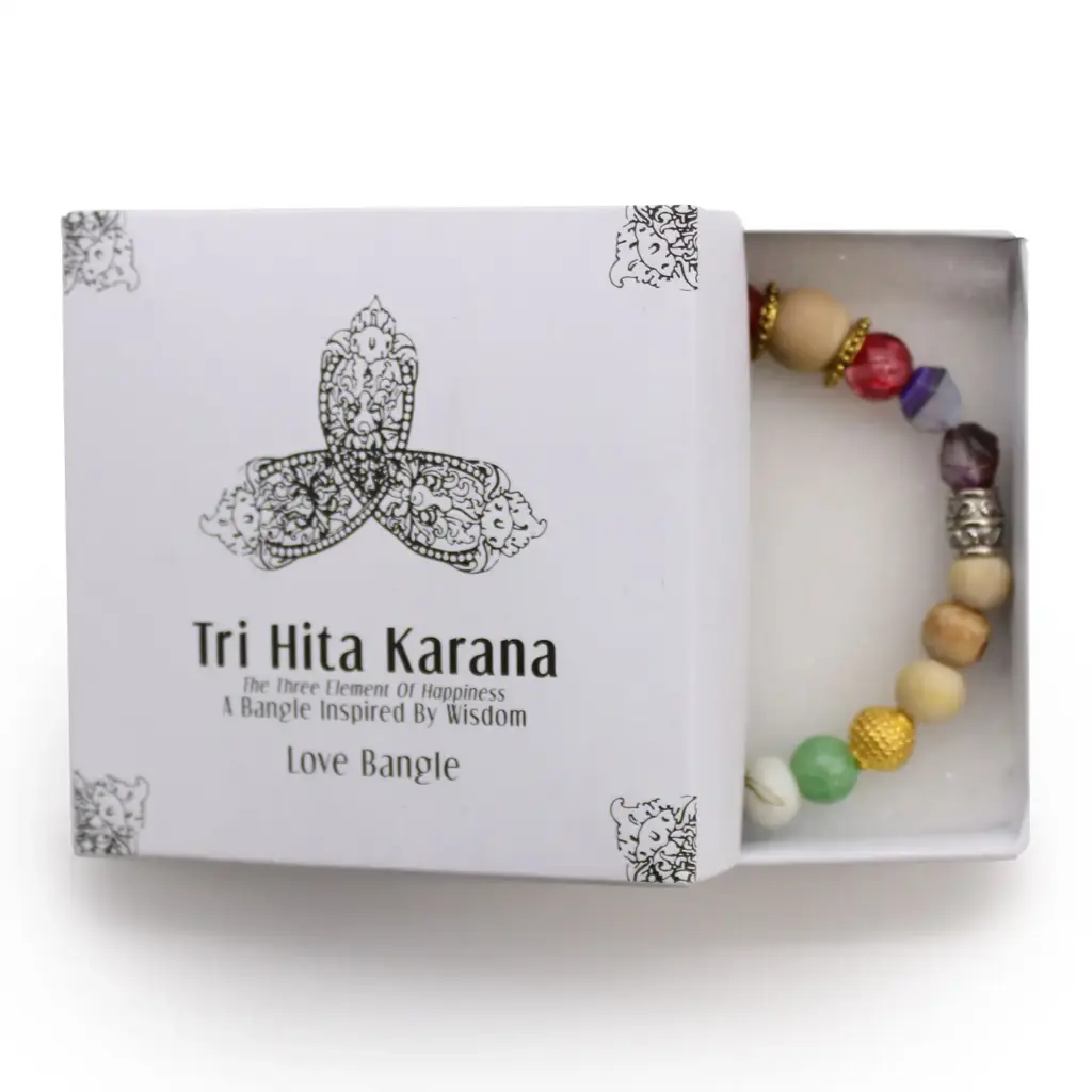 Tri Hita Karana Bangle – Love | www.artisangoods.co.uk 4