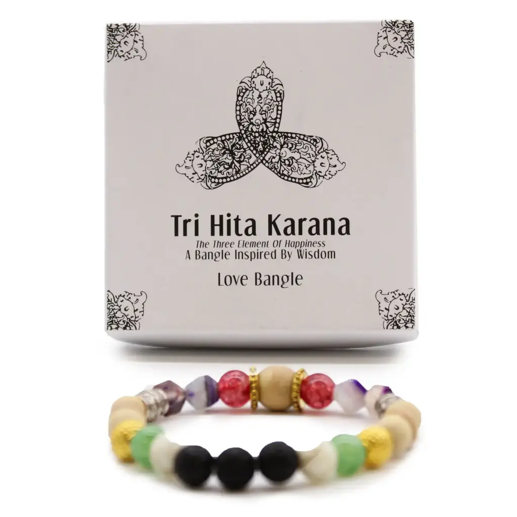 Tri Hita Karana Bangle – Love | www.artisangoods.co.uk 3