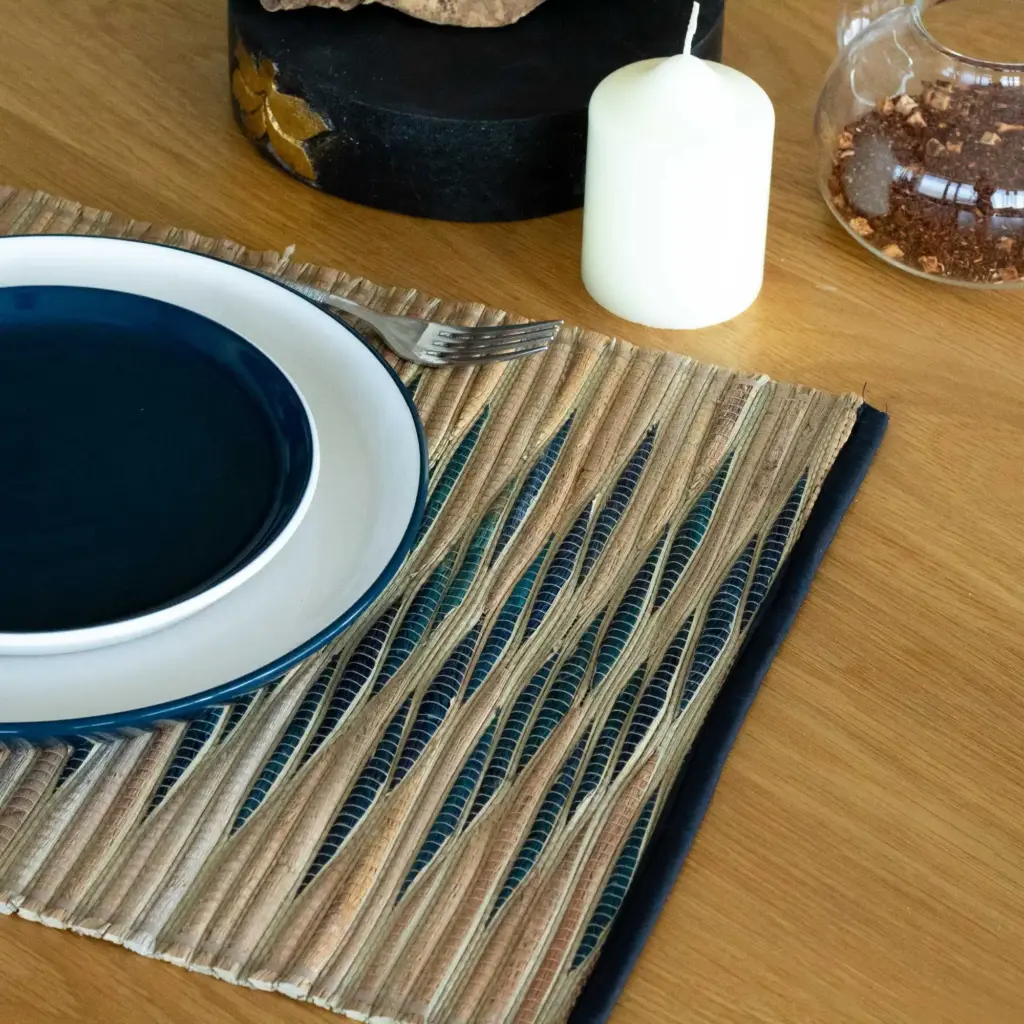 Water Hyacinth Natural Placemat – Blue Waves | www.artisangoods.co.uk