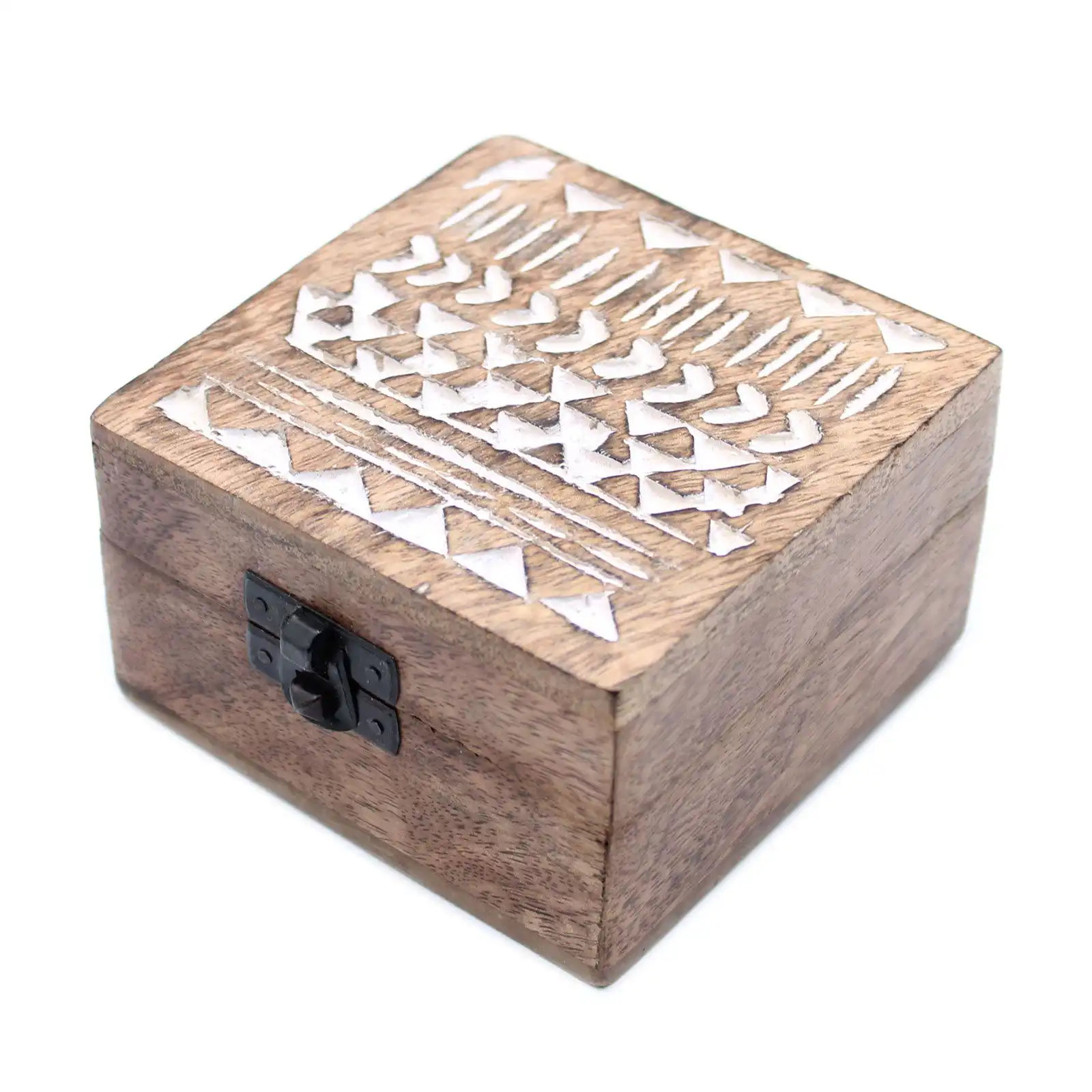 White Washed Wooden Box – 4×4 Aztec Design | www.artisangoods.co.uk 2 White Washed Wooden Box – 4×4 Aztec Design | www.artisangoods.co.uk 1