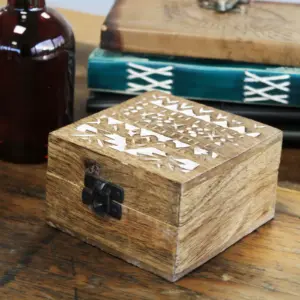 White Washed Wooden Box – 4×4 Slavic Design | www.artisangoods.co.uk 4
