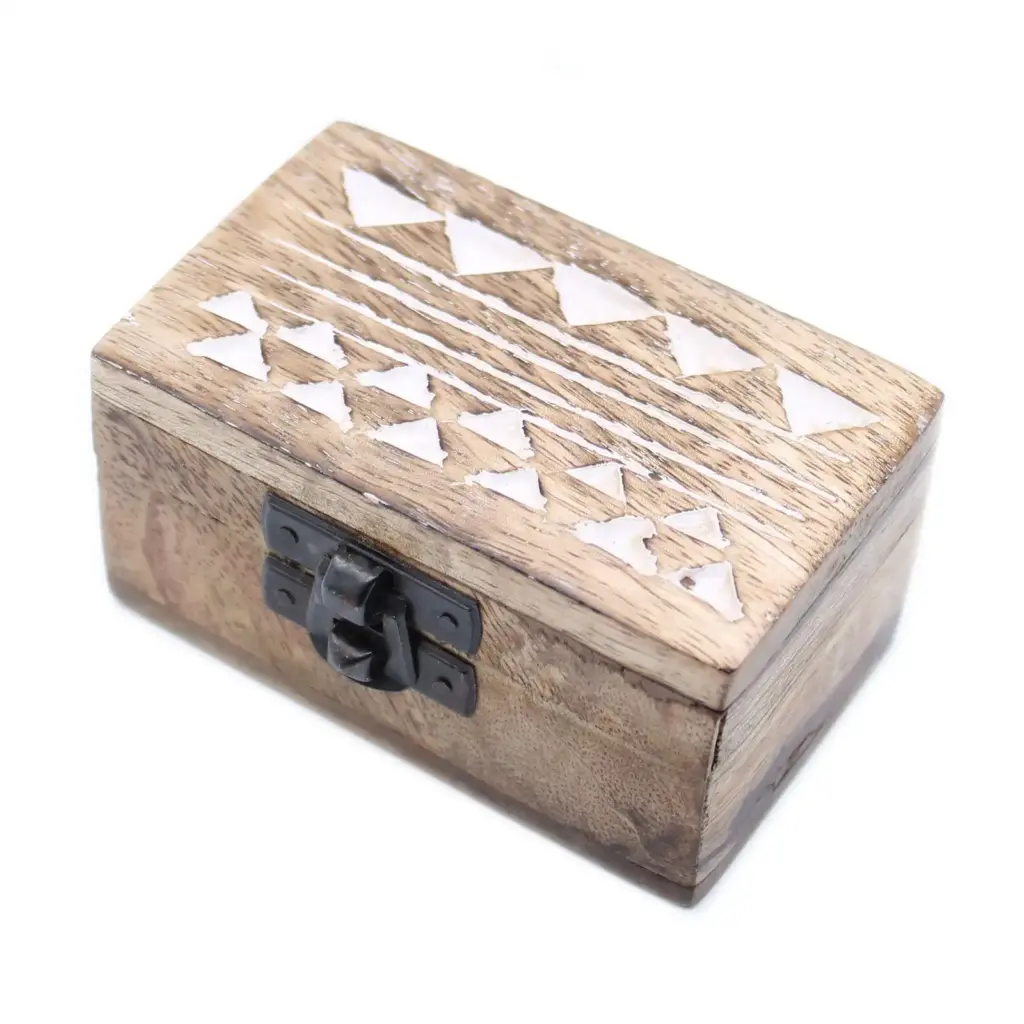White Washed Wooden Box – Pill Box Aztec Design | www.artisangoods.co.uk White Washed Wooden Box – Pill Box Aztec Design | www.artisangoods.co.uk