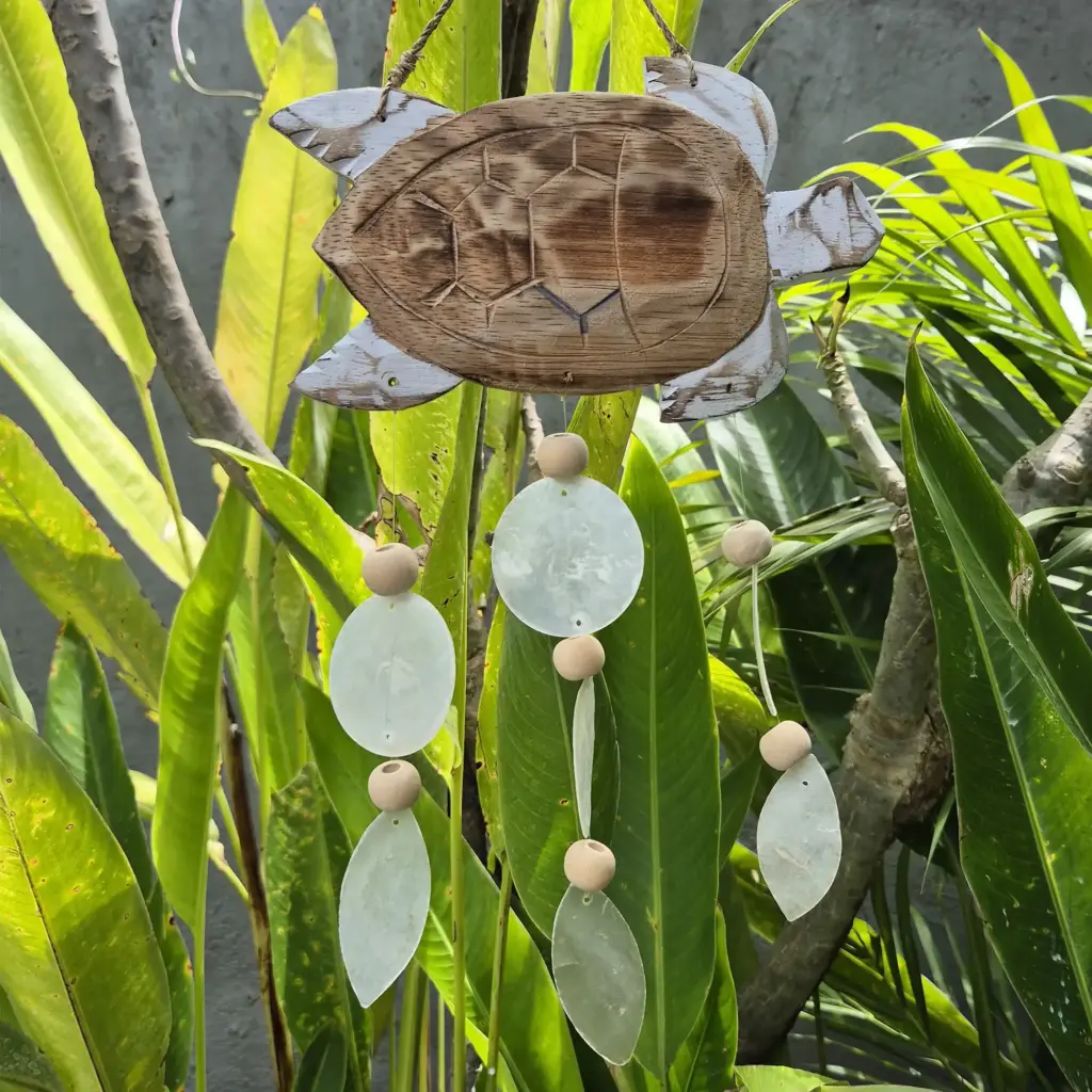 Whitewash Turtle Carving and Natural Copis Drop | www.artisangoods.co.uk 5