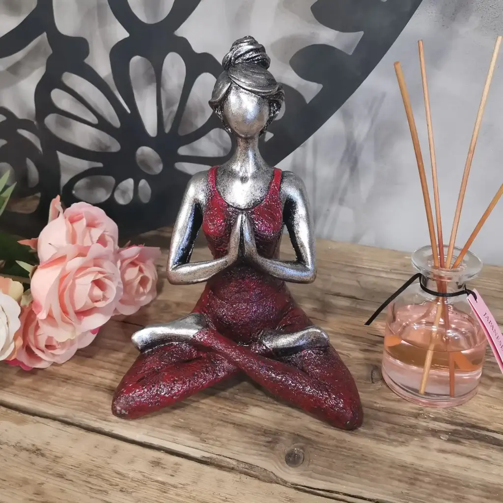 Yoga Lady Figure –  Silver & Bordeaux 24cm | www.artisangoods.co.uk 2