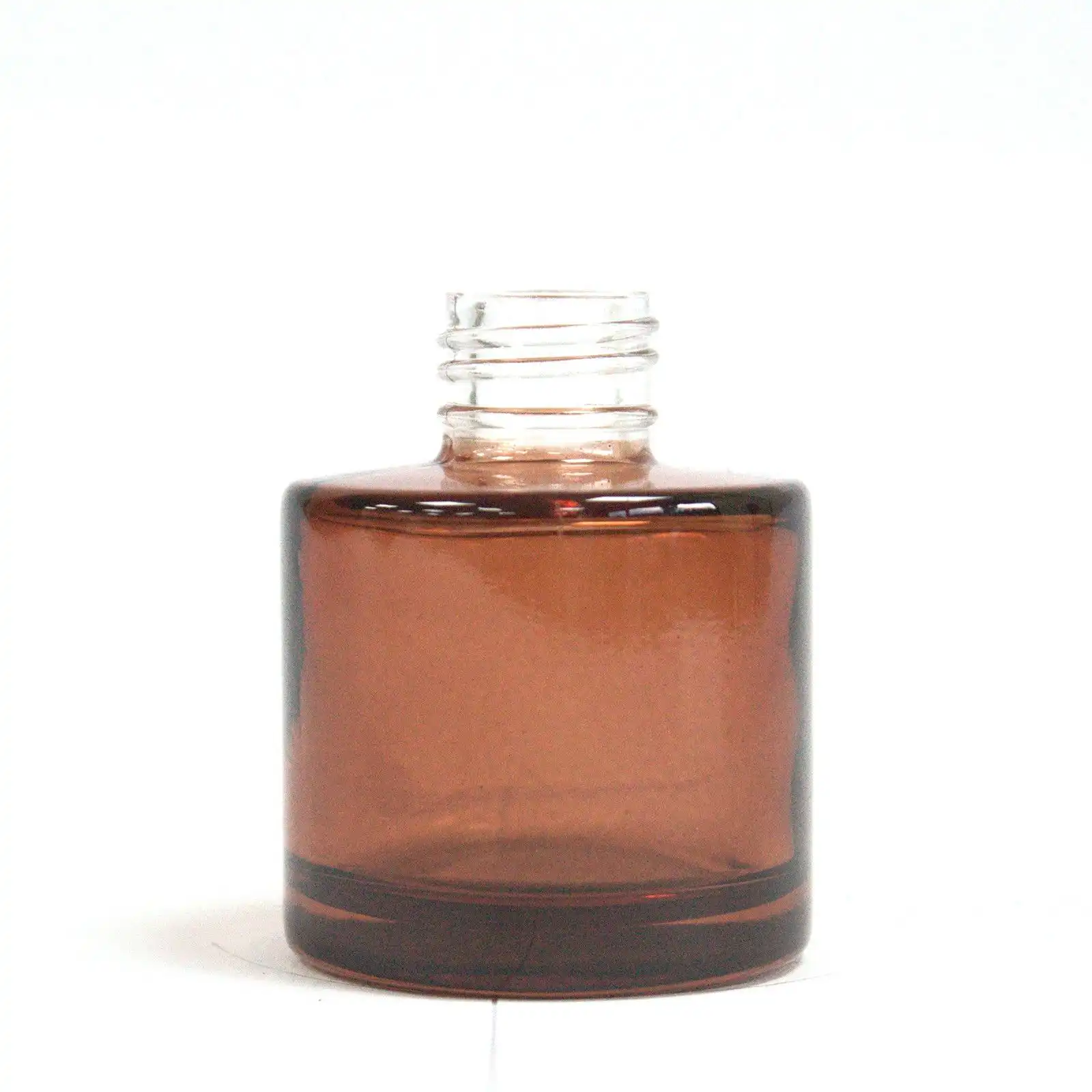 50 ml Round Reed Diffuser Bottlle – Amber | www.artisangoods.co.uk 1