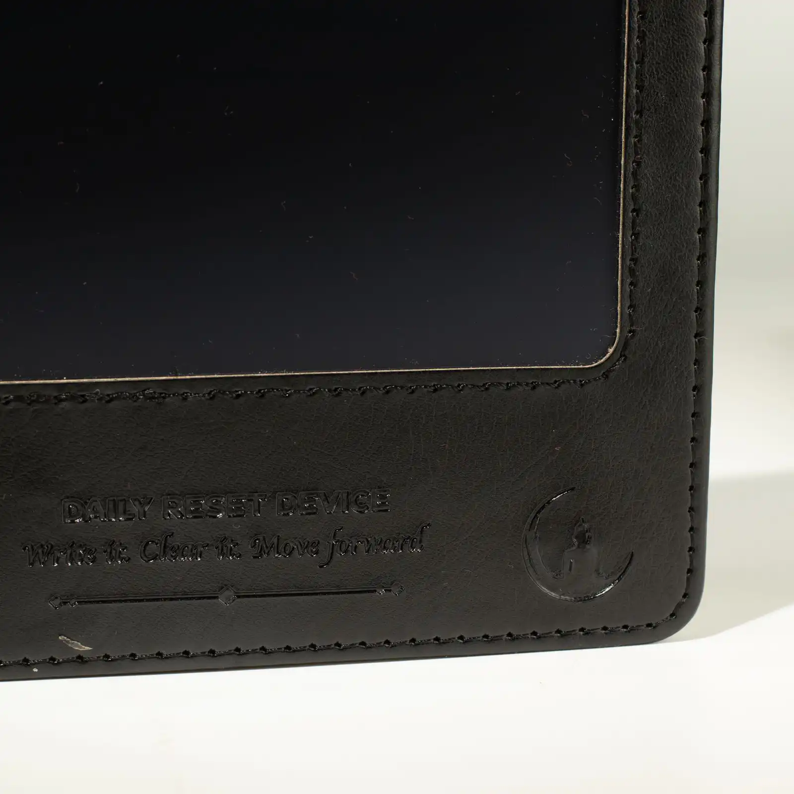 A5 Intention Note Book - LCD Wipe Screen - Black Leather Effect - 160 Pages
