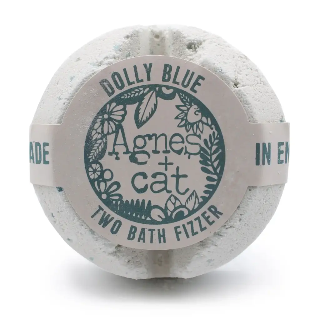 Agnes + Cat Bath Fizzer – Dolly Blue | www.artisangoods.co.uk