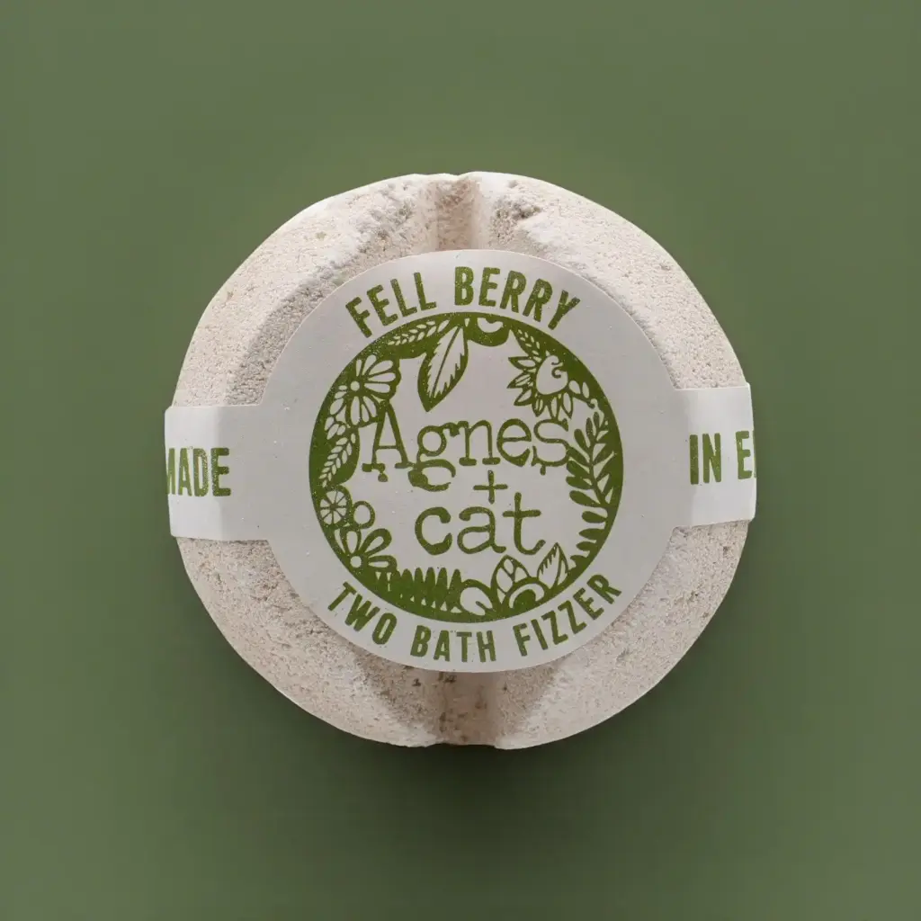 Agnes + Cat Bath Fizzer – Fellberry | www.artisangoods.co.uk 2