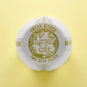 Agnes + Cat Bath Fizzer – Fresh Citrus | www.artisangoods.co.uk 2