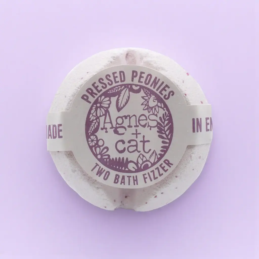 Agnes + Cat Bath Fizzer – Pressed Peonies | www.artisangoods.co.uk 2