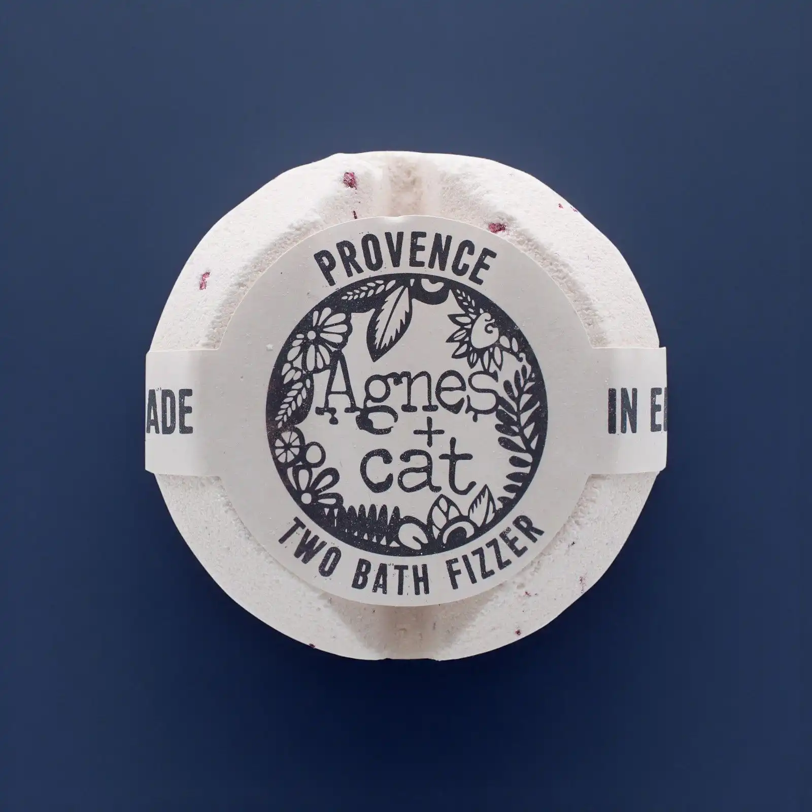 Agnes + Cat Bath Fizzer – Provence | www.artisangoods.co.uk 3 Agnes + Cat Bath Fizzer – Provence | www.artisangoods.co.uk 2
