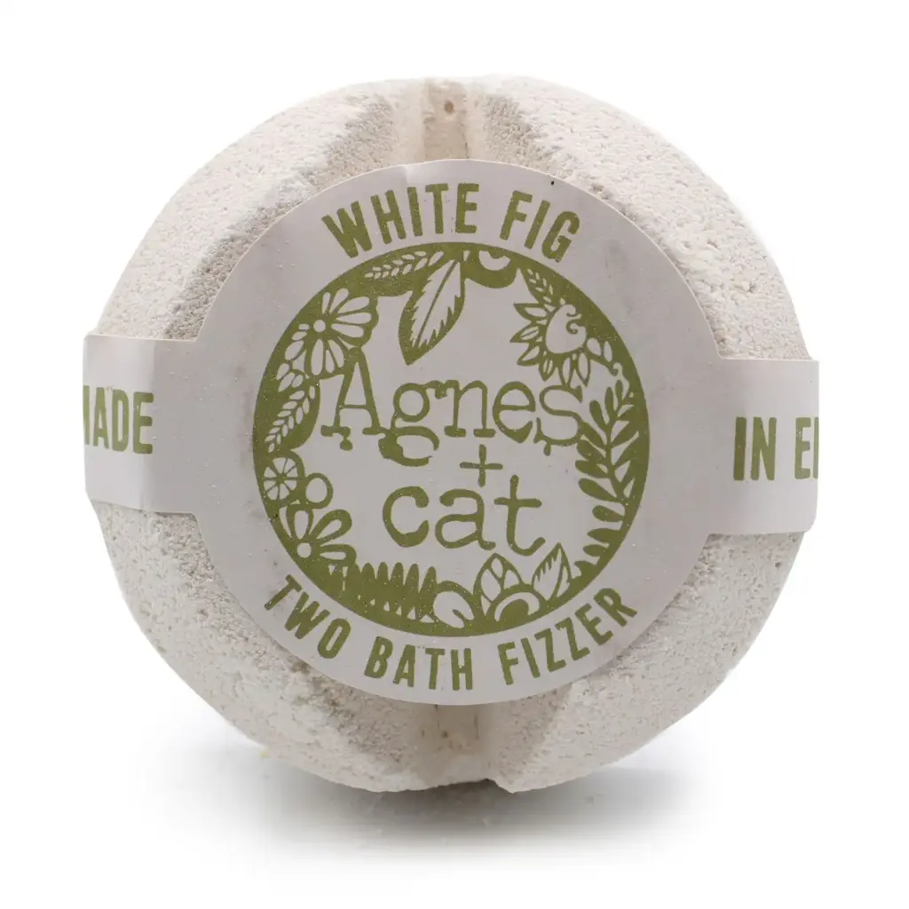 Agnes + Cat Bath Fizzer – White Fig | www.artisangoods.co.uk Agnes + Cat Bath Fizzer – White Fig | www.artisangoods.co.uk