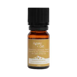 Agnes + Cat Essential Oil Blend – Scafell Pike – Cypress, Tangerine & Ho Wood | www.artisangoods.co.uk 4