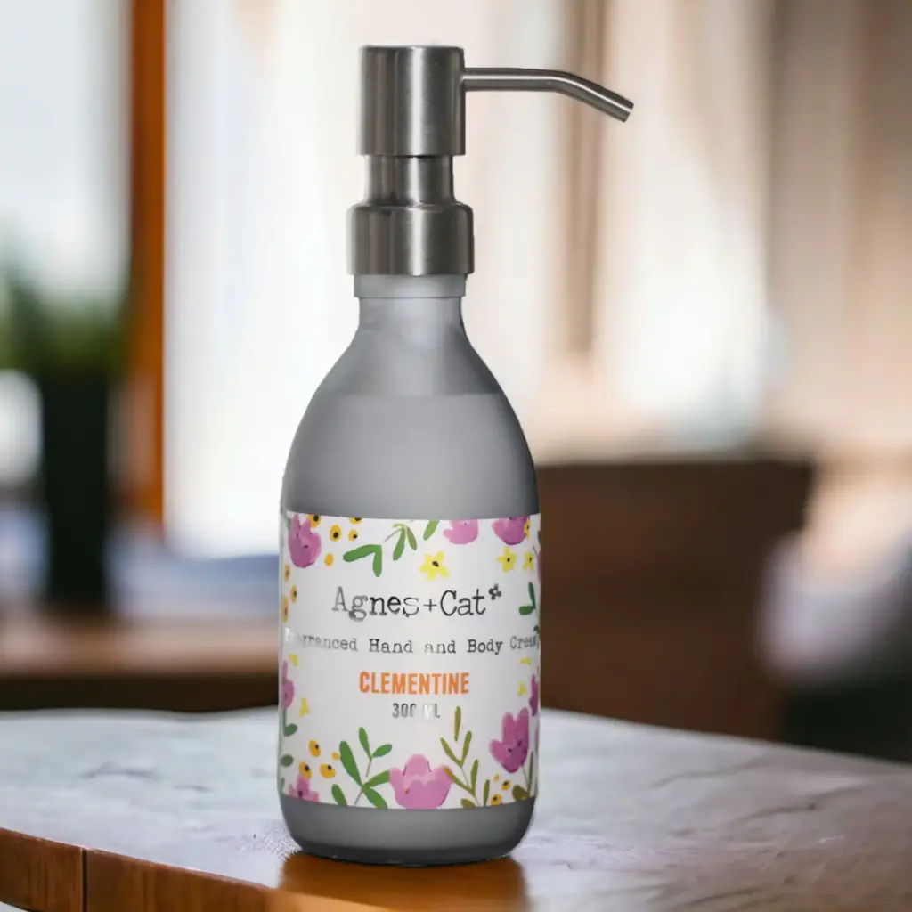 Agnes + Cat Hand & Body Cream – Clementine | www.artisangoods.co.uk 9 Agnes + Cat Hand & Body Cream – Clementine | www.artisangoods.co.uk 9