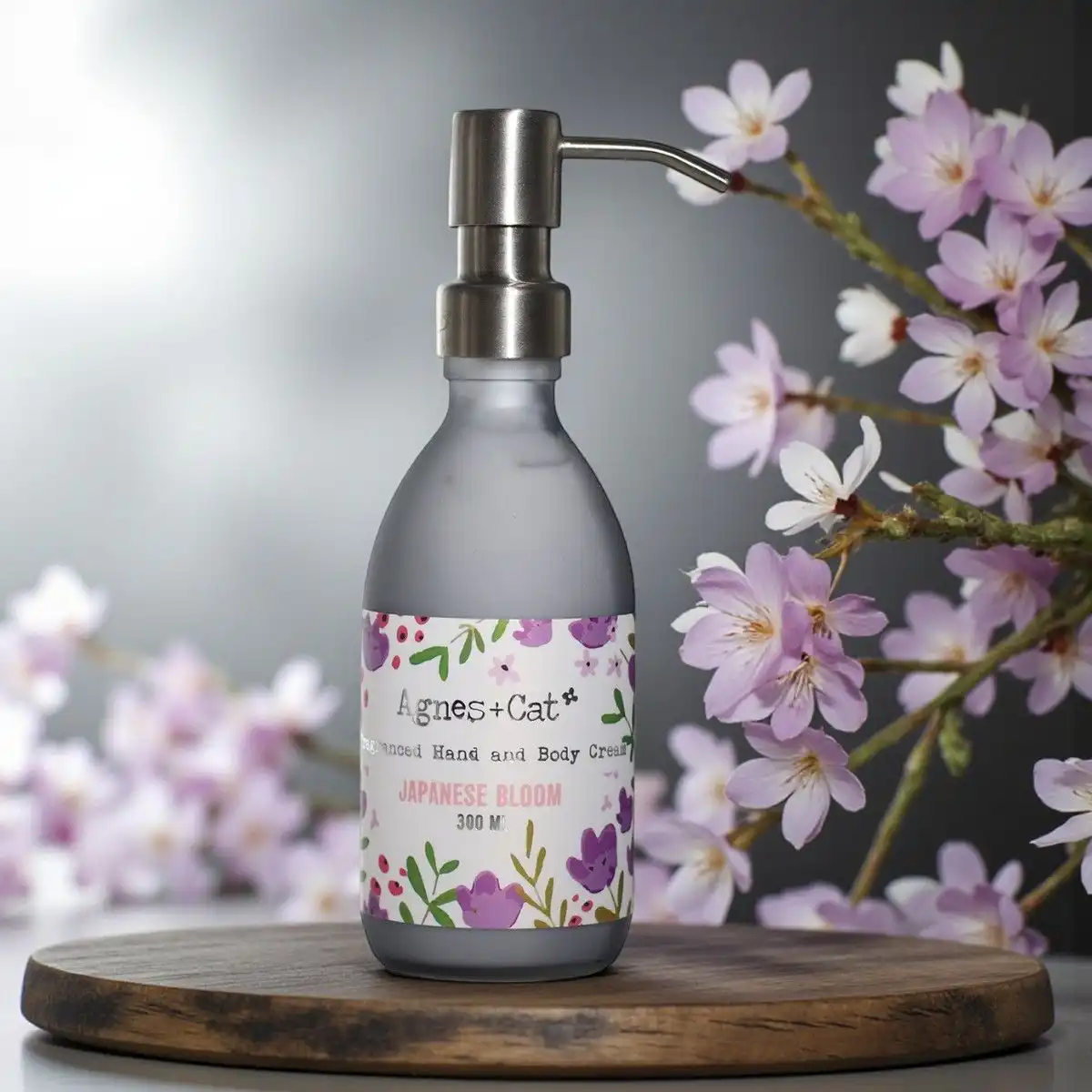Agnes + Cat Hand & Body Cream – Japanese Bloom | www.artisangoods.co.uk 3 Agnes + Cat Hand & Body Cream – Japanese Bloom | www.artisangoods.co.uk 2