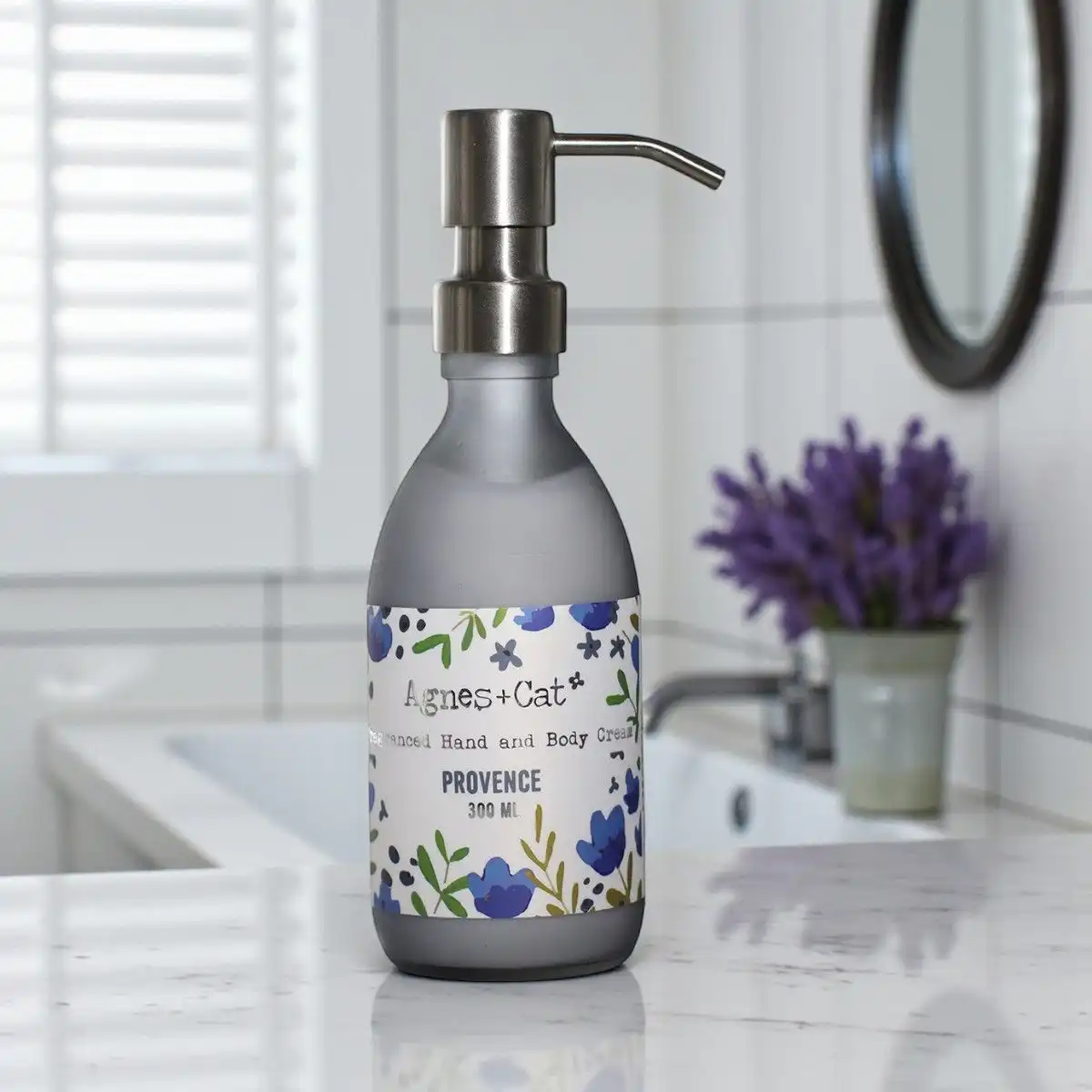 Agnes + Cat Hand & Body Cream – Provence | www.artisangoods.co.uk 3 Agnes + Cat Hand & Body Cream – Provence | www.artisangoods.co.uk 2