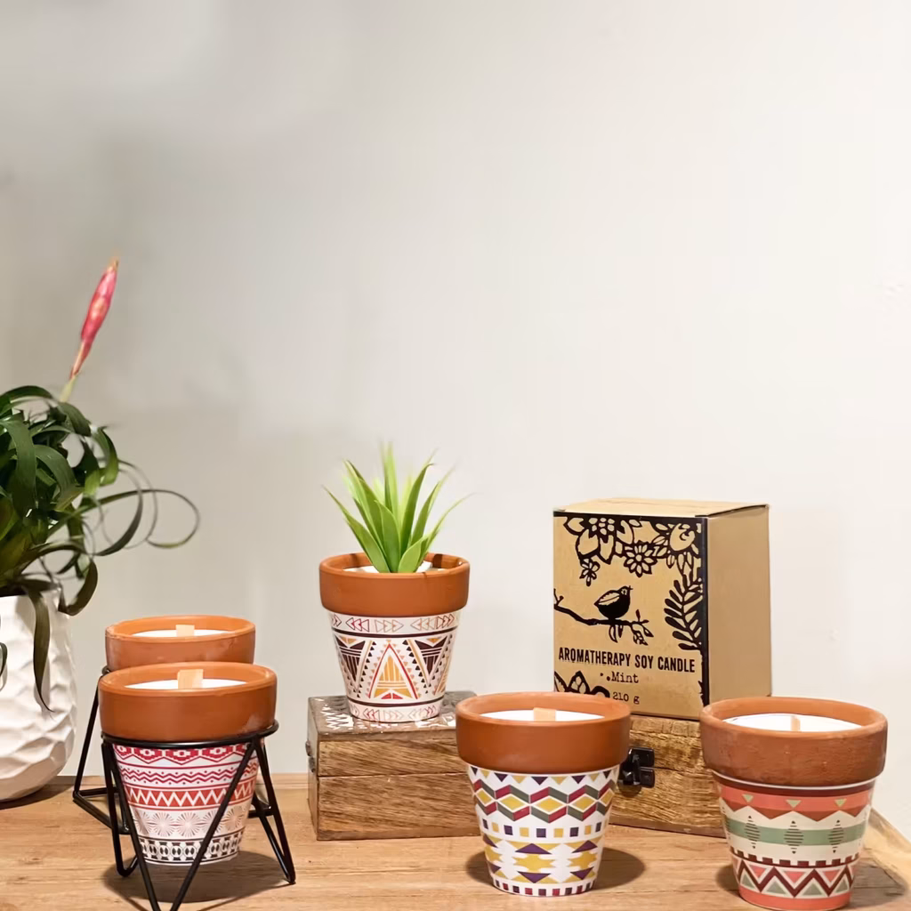 Agnes + Cat Herb Garden Candles – Lavender | www.artisangoods.co.uk 4