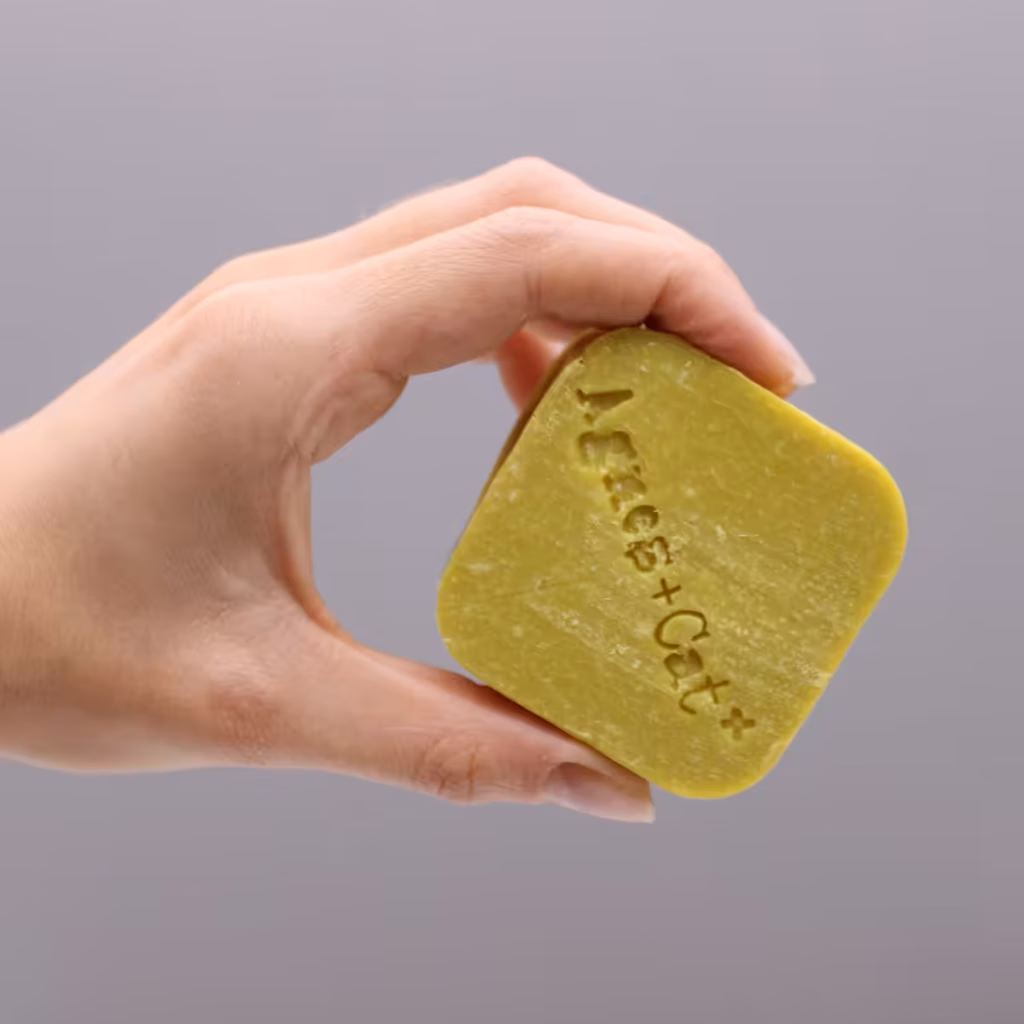 Agnes + Cat Provance Solid Shampoo | www.artisangoods.co.uk 4 Agnes + Cat Provance Solid Shampoo | www.artisangoods.co.uk 4