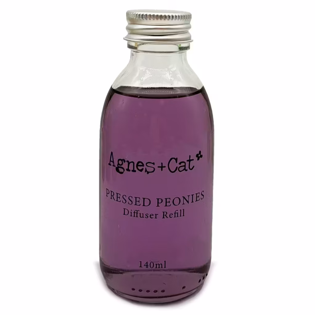 Agnes + Cat Reed Diffuser Refill – Pressed Peonies 150ml | www.artisangoods.co.uk 7 Agnes + Cat Reed Diffuser Refill – Pressed Peonies 150ml | www.artisangoods.co.uk 7