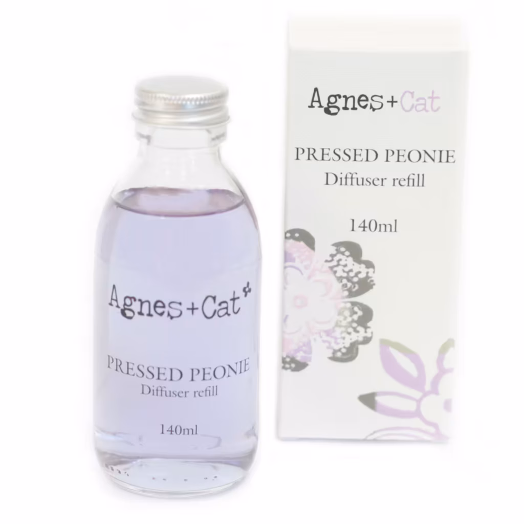 Agnes + Cat Reed Diffuser Refill – Pressed Peonies 150ml | www.artisangoods.co.uk 4 Agnes + Cat Reed Diffuser Refill – Pressed Peonies 150ml | www.artisangoods.co.uk 4