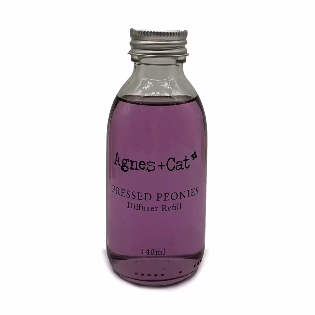 Agnes + Cat Reed Diffuser Refill – Pressed Peonies 150ml | www.artisangoods.co.uk 2 Agnes + Cat Reed Diffuser Refill – Pressed Peonies 150ml | www.artisangoods.co.uk 2