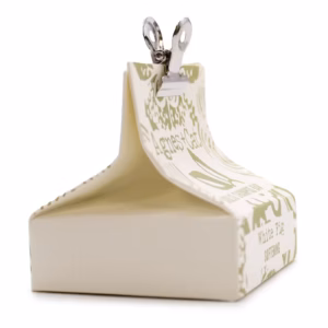Agnes + Cat White Fig Solid Shampoo | www.artisangoods.co.uk 4