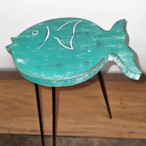 Albasia Wood Fish Stand – Turquoise | www.artisangoods.co.uk 2