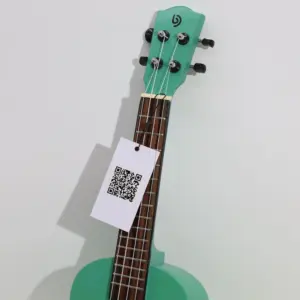 Artisan Made Ukulele – Turqoiuce Finish (4 String) | www.artisangoods.co.uk 2