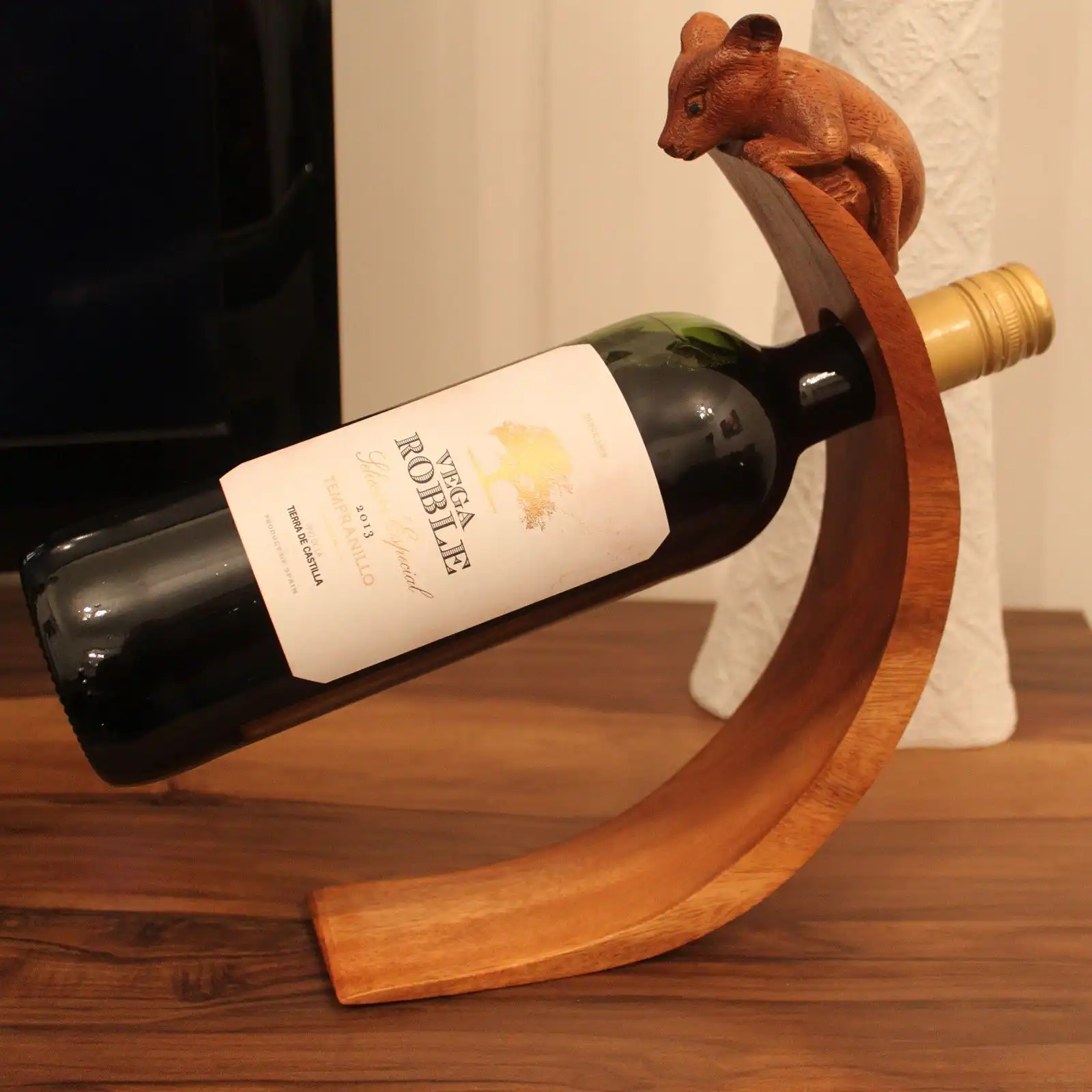 Balance Wine Holders – Mouse | www.artisangoods.co.uk 8 Balance Wine Holders – Mouse | www.artisangoods.co.uk 7