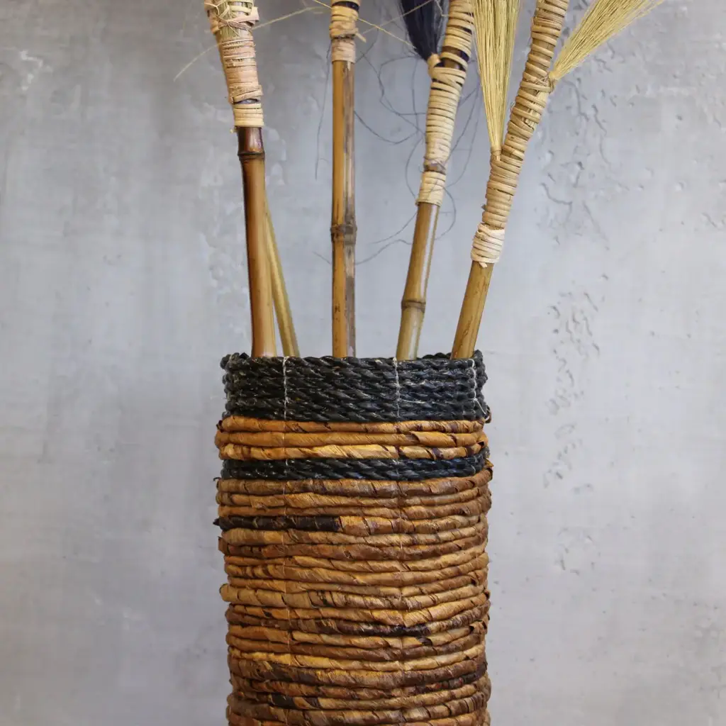 Banana Leaf Set – 2 Vase & 2 Bins | www.artisangoods.co.uk 9 Banana Leaf Set – 2 Vase & 2 Bins | www.artisangoods.co.uk 9