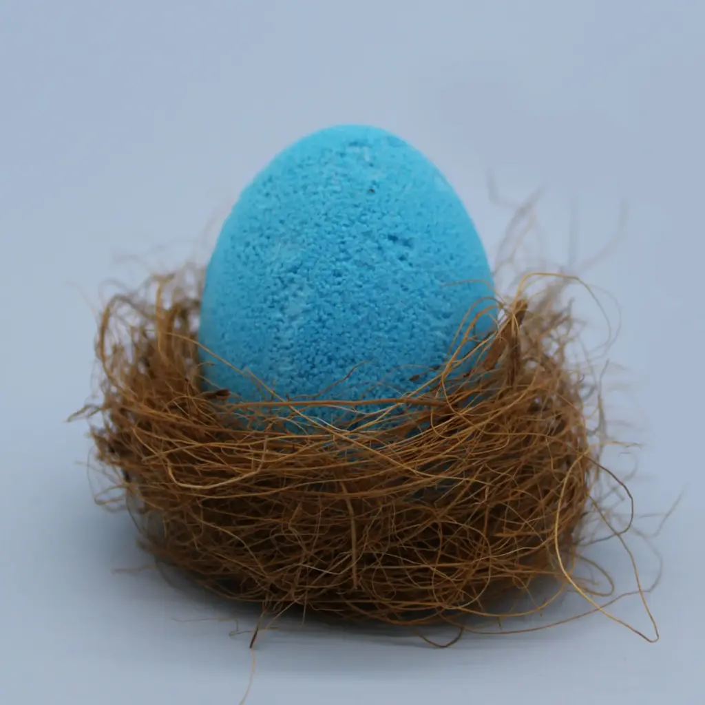 6 Bath Eggs in a Tray – Blueberry | www.artisangoods.co.uk 5