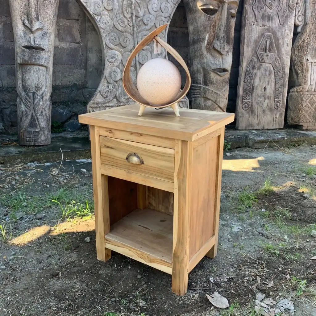 Bedside Table – Classic – Recycled Wood | www.artisangoods.co.uk
