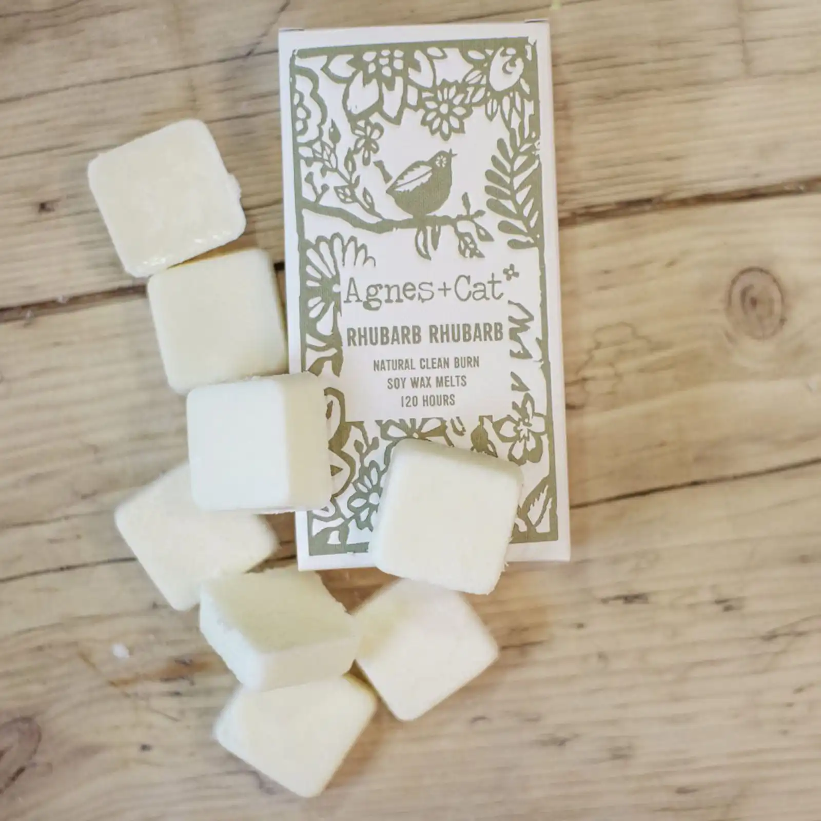 Agnes + Cat Box of 8 Wax Melts – Rhubarb Rhubarb | www.artisangoods.co.uk 4 Agnes + Cat Box of 8 Wax Melts – Rhubarb Rhubarb | www.artisangoods.co.uk 3