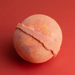 Elemental Crystal Bath Bomb – Fire | www.artisangoods.co.uk 2