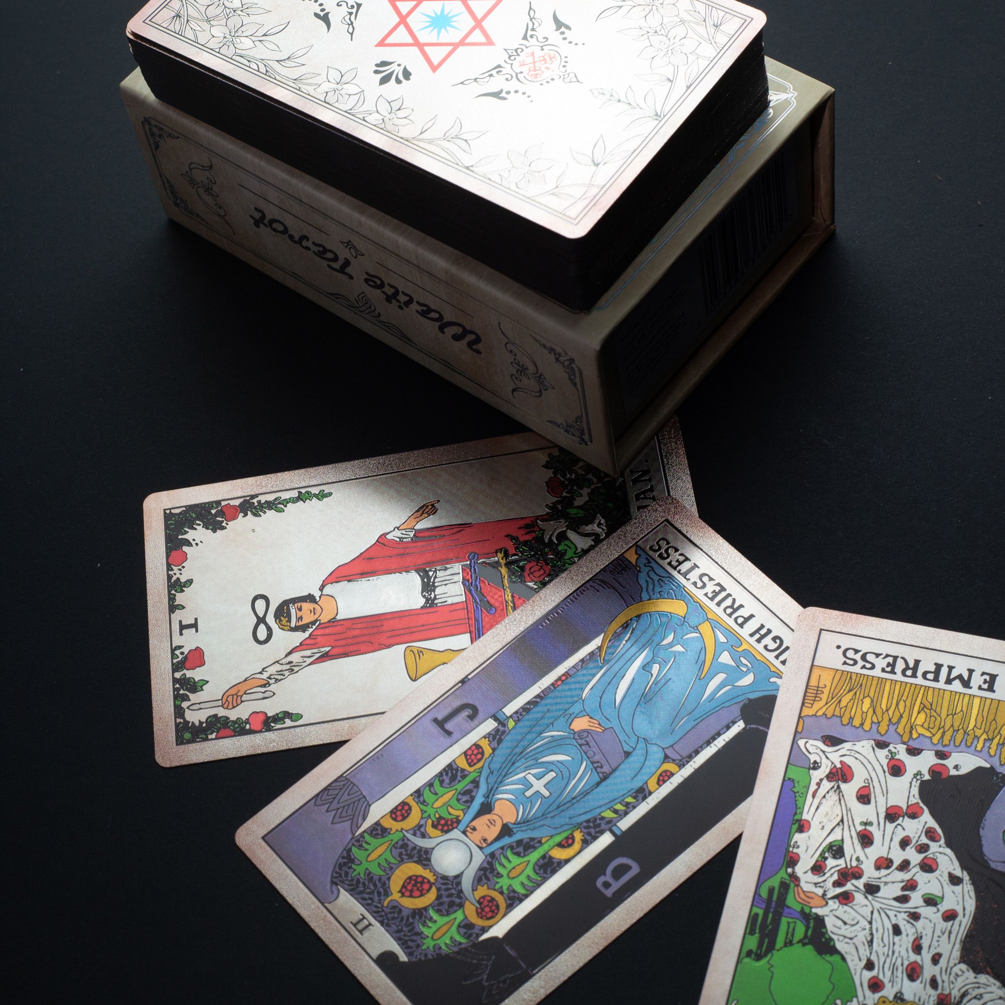 Silver Foil Waite Tarot Card Set - with booklet - Image 2