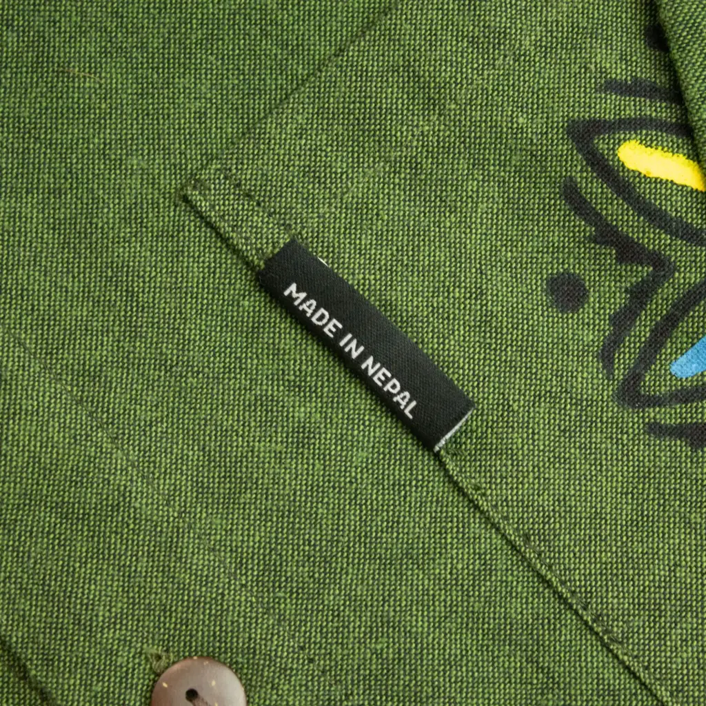 Nomad Sari Kathmandu Shirt – Forest Green – Large | www.artisangoods.co.uk 3 Nomad Sari Kathmandu Shirt – Forest Green – Large | www.artisangoods.co.uk 3