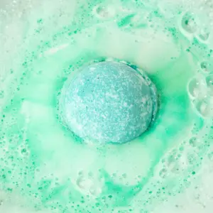Elemental Crystal Bath Bomb – Earth | www.artisangoods.co.uk 3