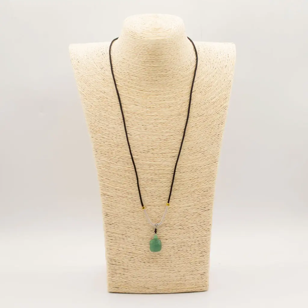 Cord Necklace Gemstone Pendant – Jade Turtle | www.artisangoods.co.uk