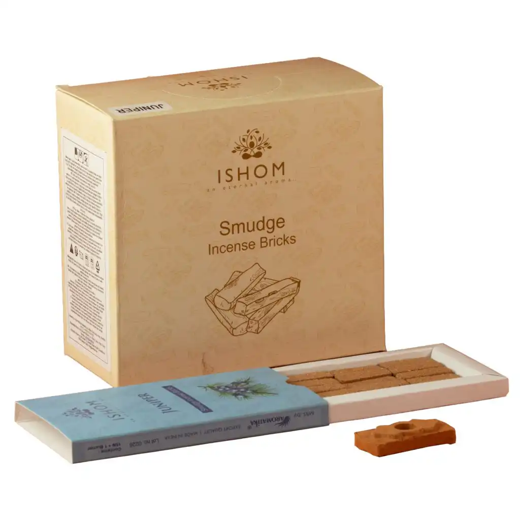 Pack of 15 Natural Incense Smudge Bricks and Burner – Juniper | www.artisangoods.co.uk