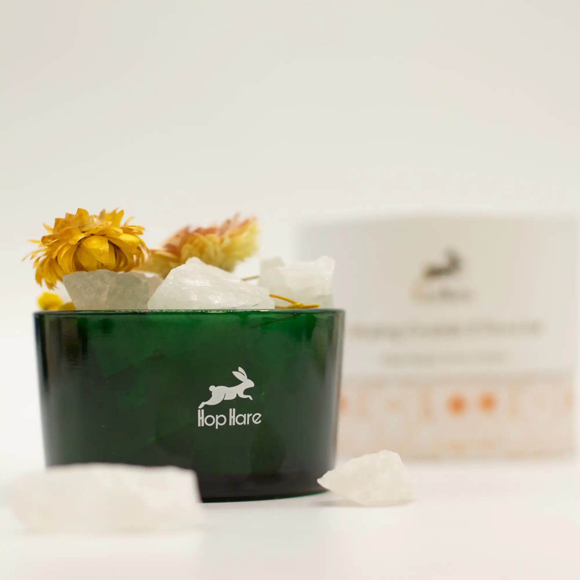 Hop Hare Diffusing Crystals & Floral Set – The Lion | www.artisangoods.co.uk 8 Hop Hare Diffusing Crystals & Floral Set – The Lion | www.artisangoods.co.uk 7
