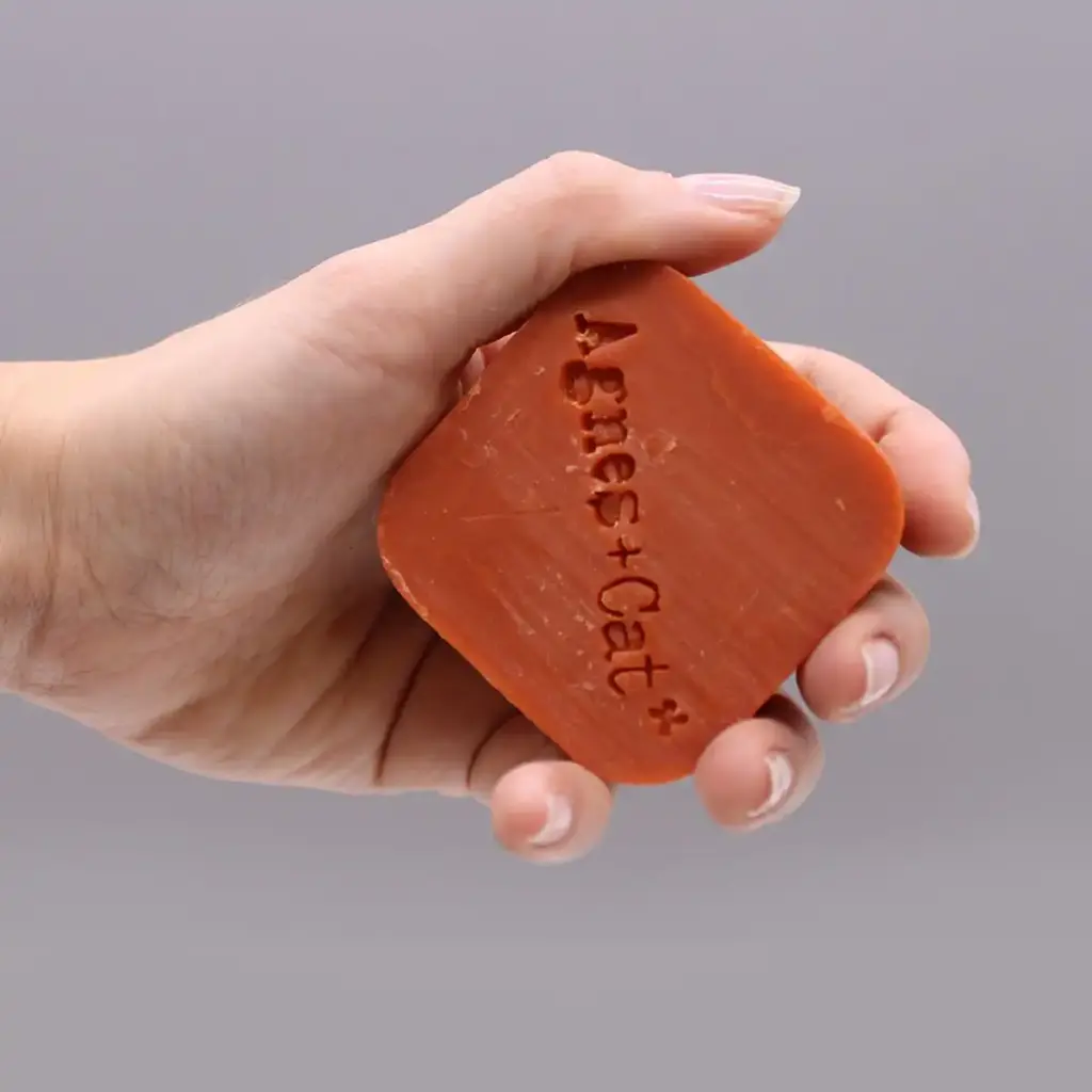 Agnes + Cat Clementine Solid Shampoo | www.artisangoods.co.uk 8