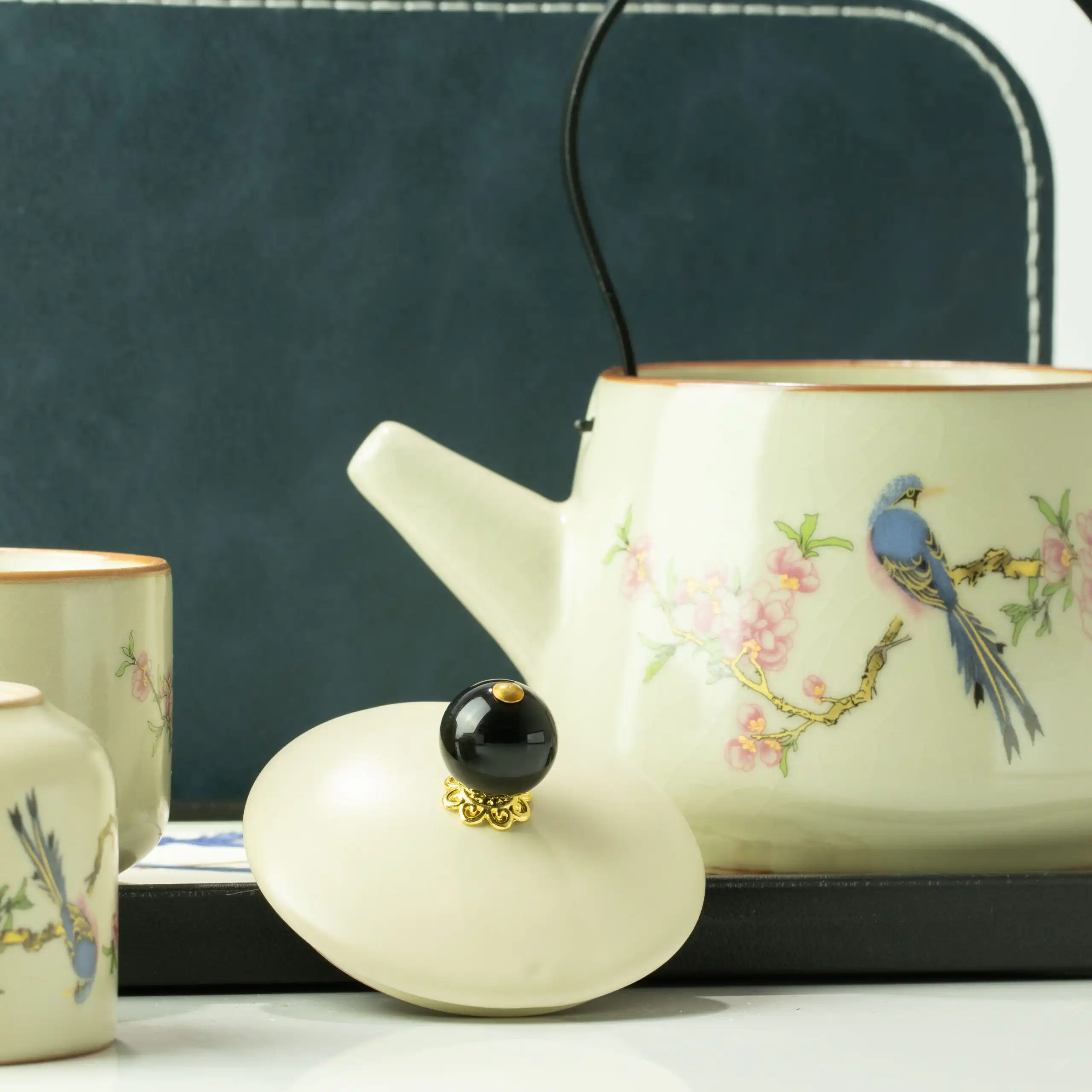 Travel Teapot Set & Two Cups - Blue Bird Qing Dynasty - Image 3