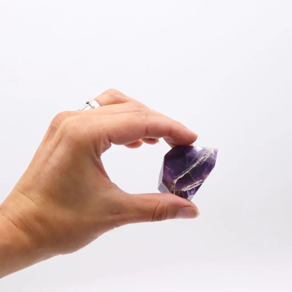 Gemstone Points approx 6cm (0.5KG) – African Amethyst (approx 8 pieces) | www.artisangoods.co.uk 2