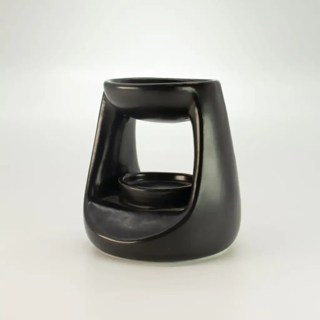 Ceramic Zen Oil Burner – Small Classic – Matt Black | www.artisangoods.co.uk 3 Ceramic Zen Oil Burner – Small Classic – Matt Black | www.artisangoods.co.uk 3