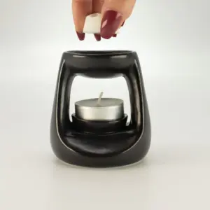 Ceramic Zen Oil Burner – Small Classic  – Matt Black | www.artisangoods.co.uk 5