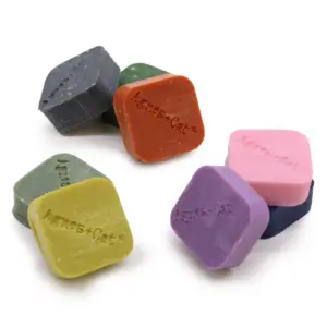 Agnes + Cat Clementine Solid Shampoo | www.artisangoods.co.uk 9